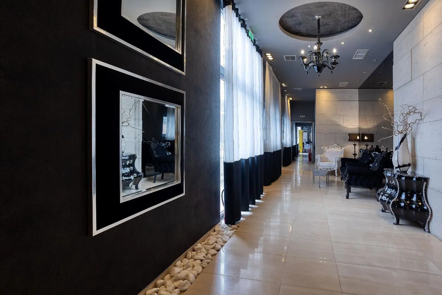 Gallery Art Hotel LOUNGE_LOBBY