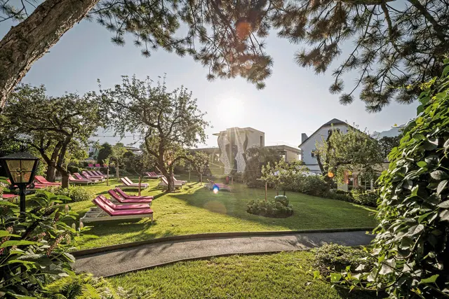 Alpenresort Schwarz Garten