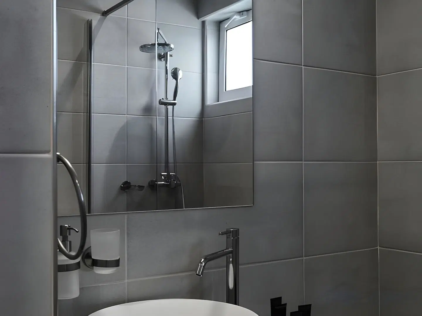 NLH MATI Seafront - Neighborhood Lifestyle Hotels Badezimmer