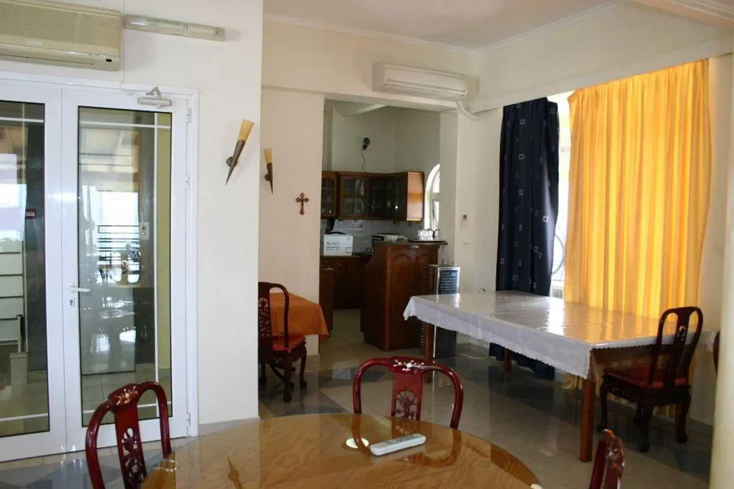 Petit Palais Hotel ROOM_EXAMPLE