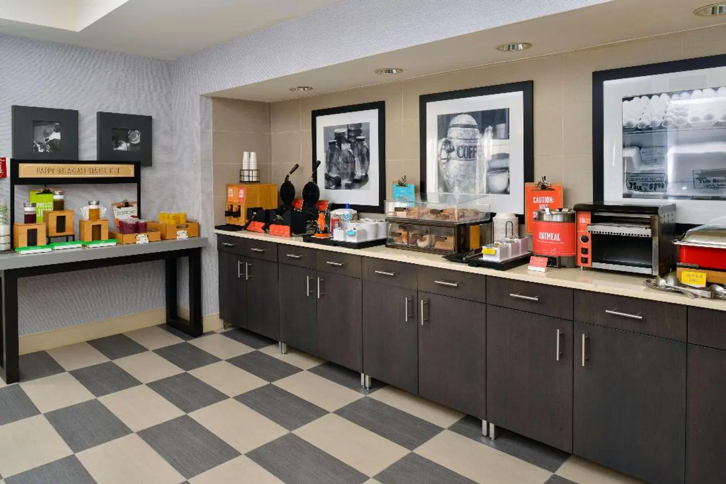 Hampton Inn San Francisco-Daly City Bar