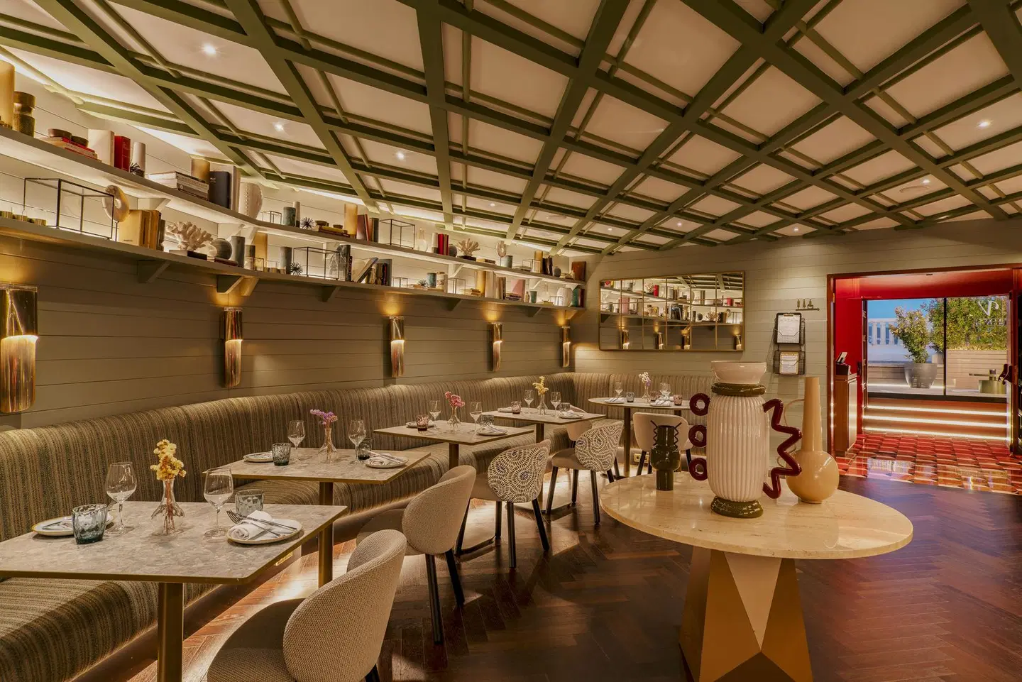 Vincci Mae Restaurant