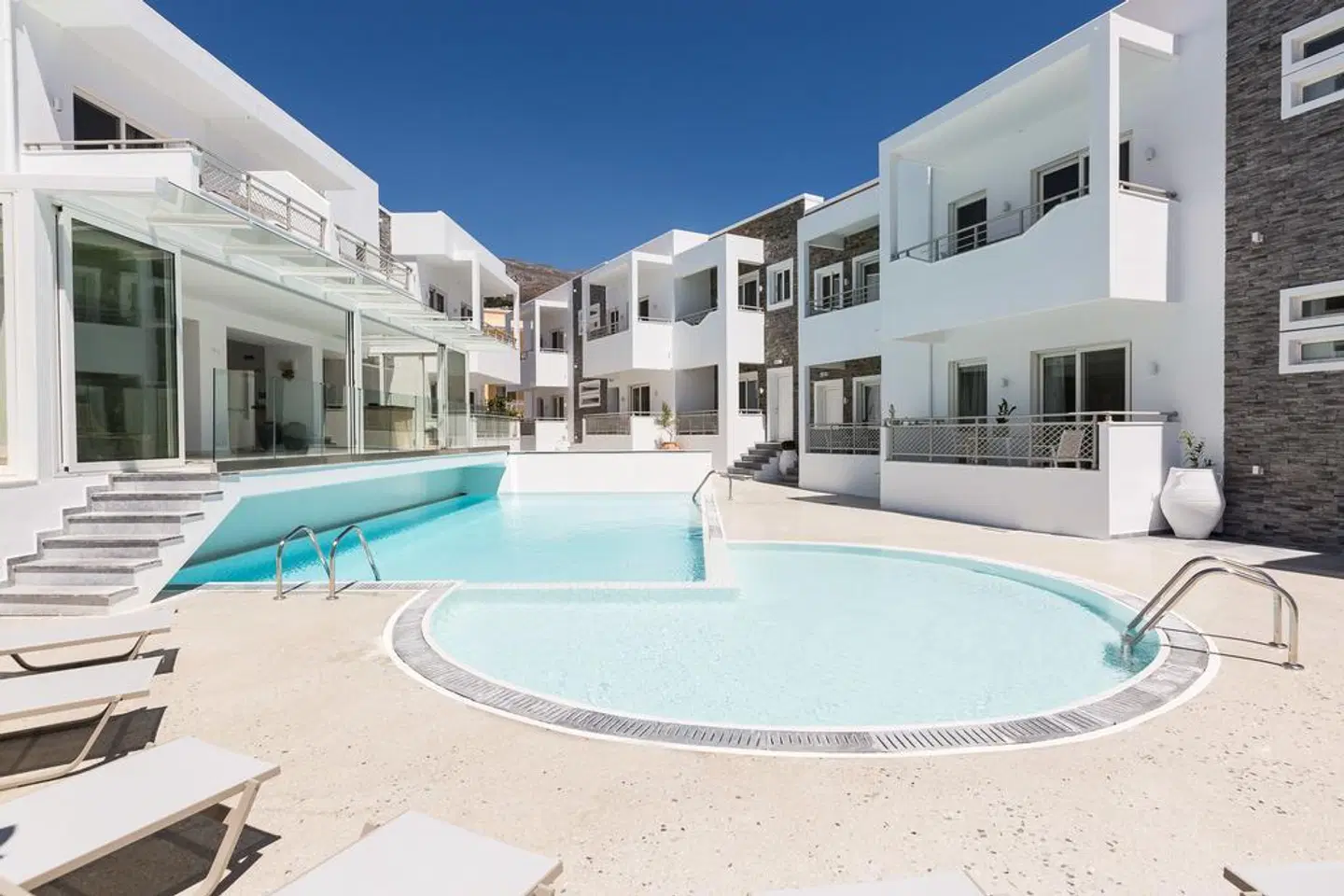 Cyano Boutique Hotel EXTERIOR