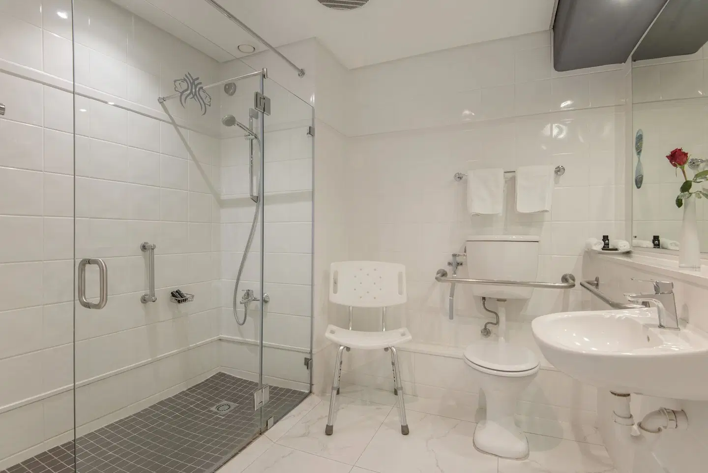 The Commodore Hotel Badezimmer