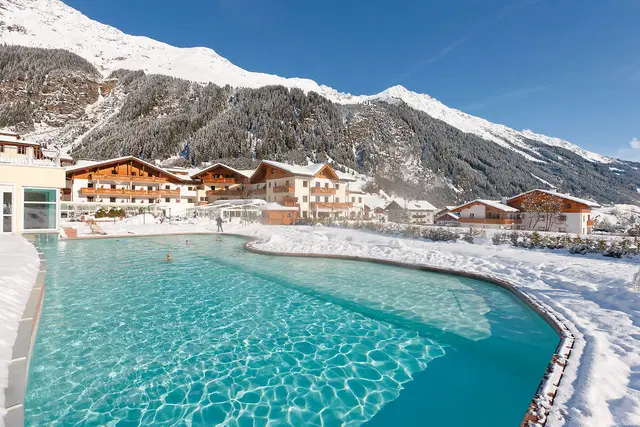 Schneeberg Family Spa Resort OUTDOOR_POOL