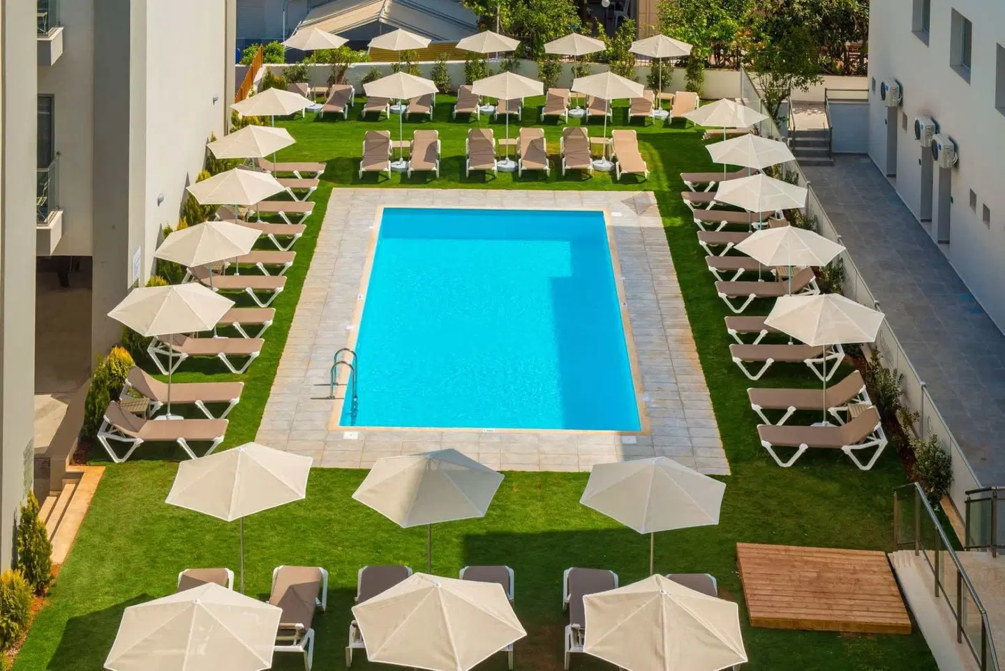 City Green Hotel OUTDOOR_POOL