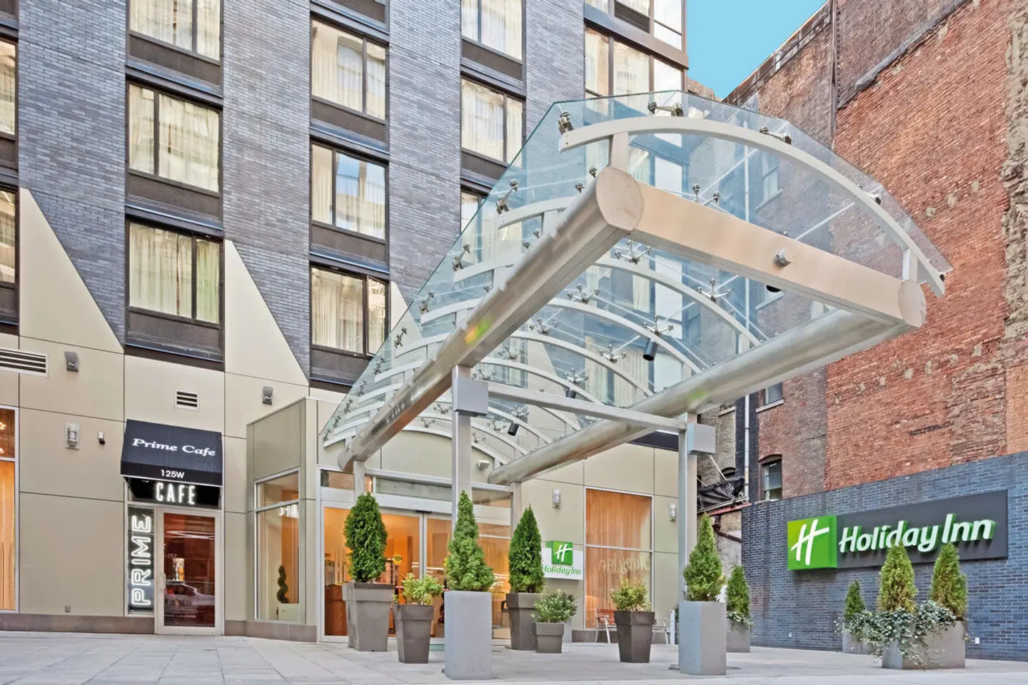 Holiday Inn Manhattan 6th Ave - Chelsea EXTERIOR