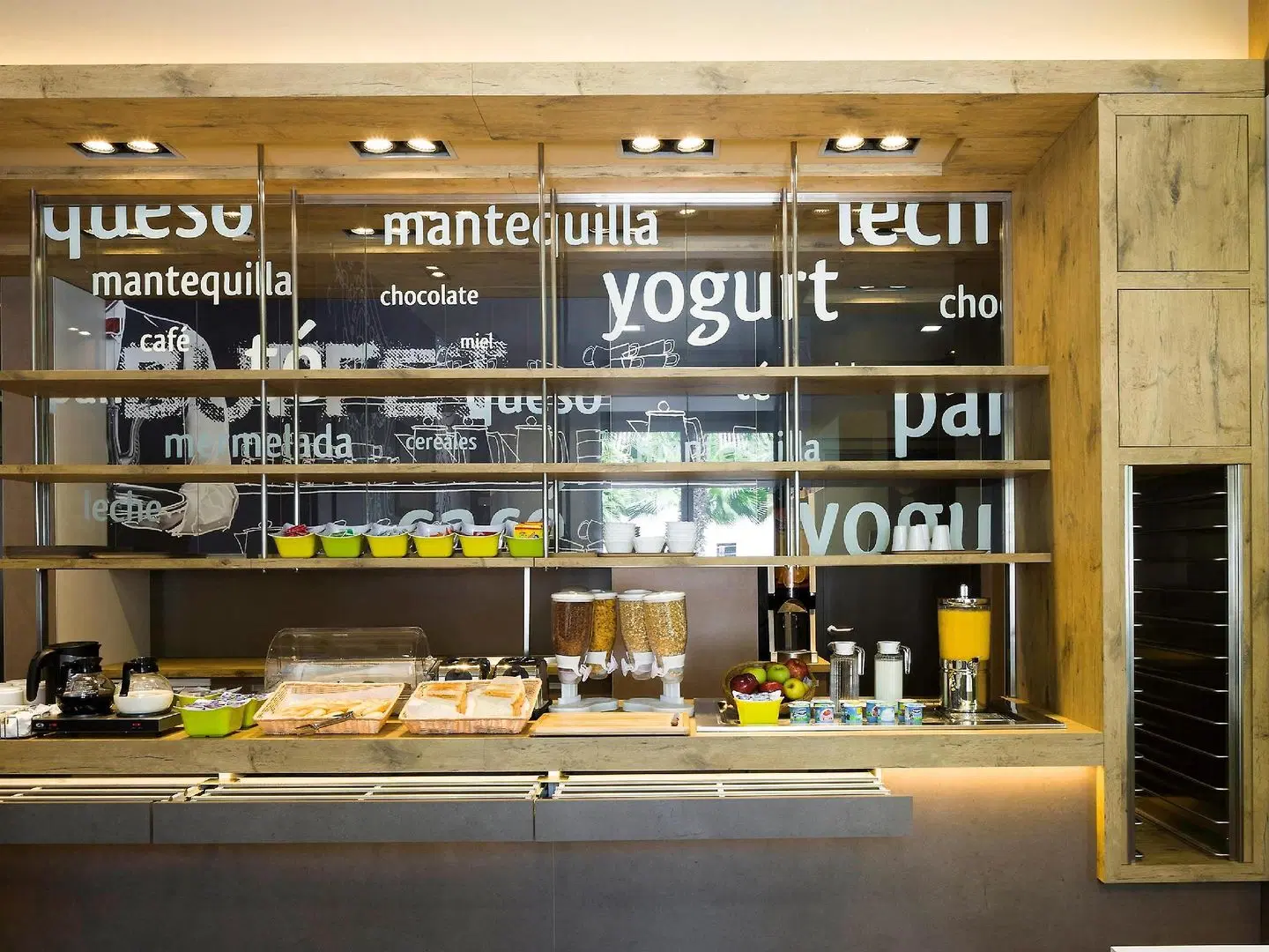 ibis budget Sevilla Aeropuerto Bar