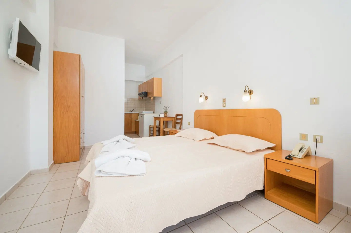 Adonis Hotel ROOM_EXAMPLE