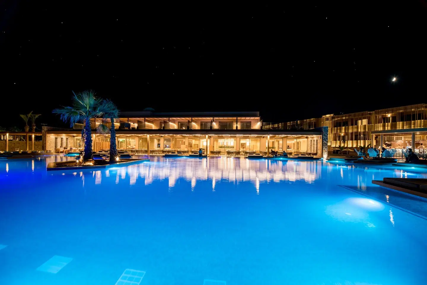 SENSEANA Seaside Resort & Spa OUTDOOR_POOL