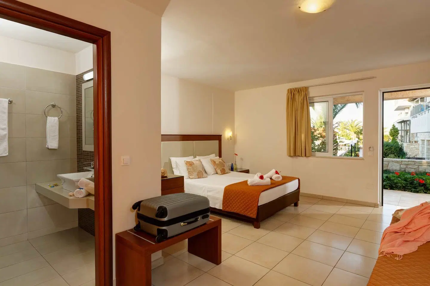 Cretan Garden ROOM_EXAMPLE