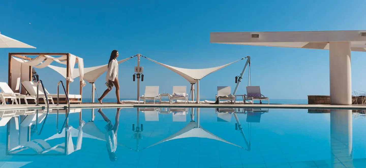 Akrogiali Beach Hotel Apartments OUTDOOR_POOL