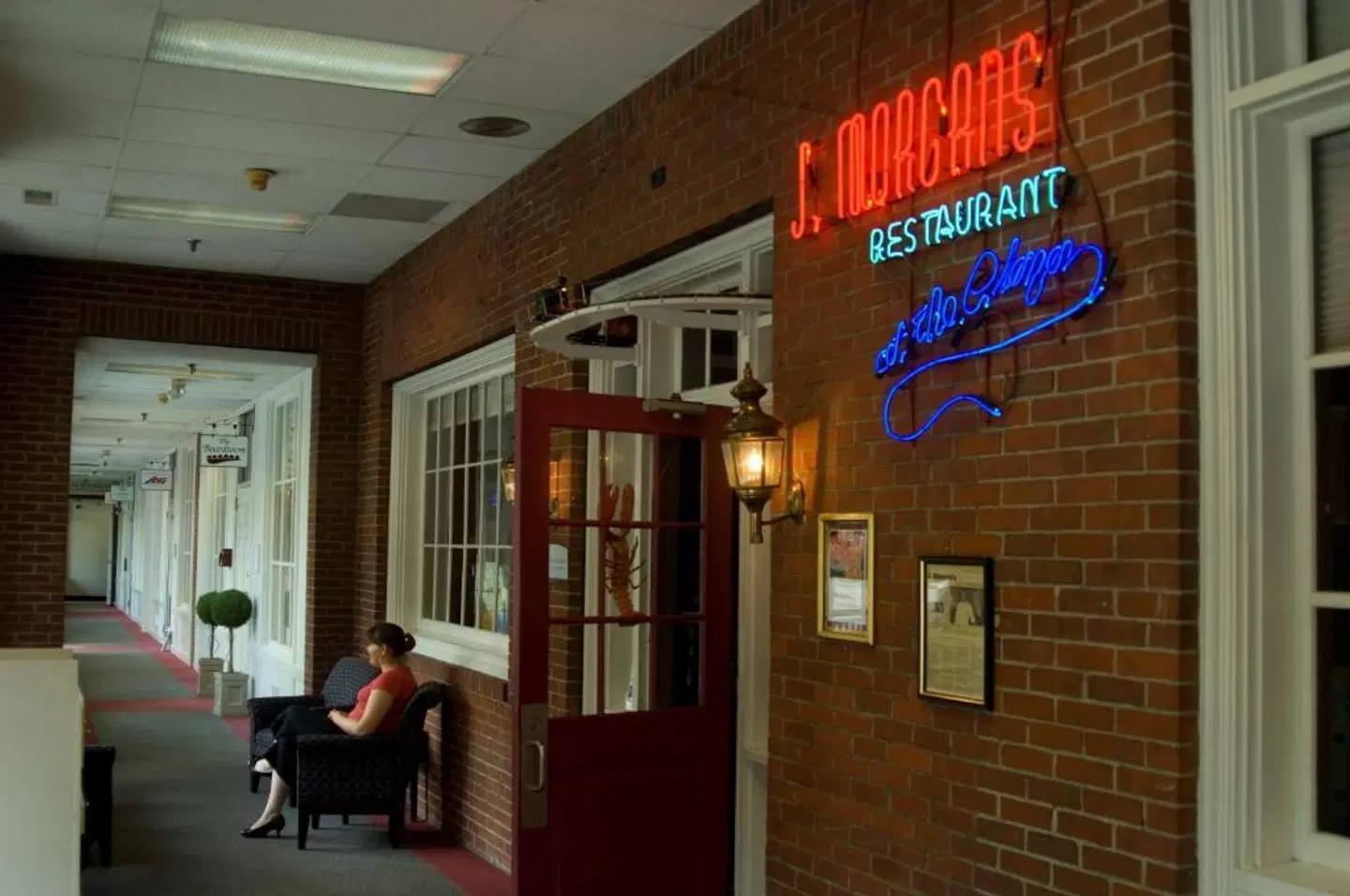 Capitol Plaza Hotel Montpelier, Tapestry Collection by Hilton EXTERIOR