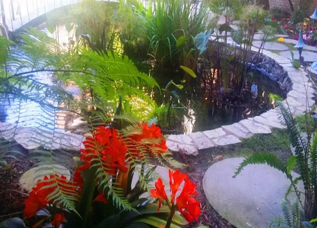 Anaheim Majestic Garden Hotel Garten