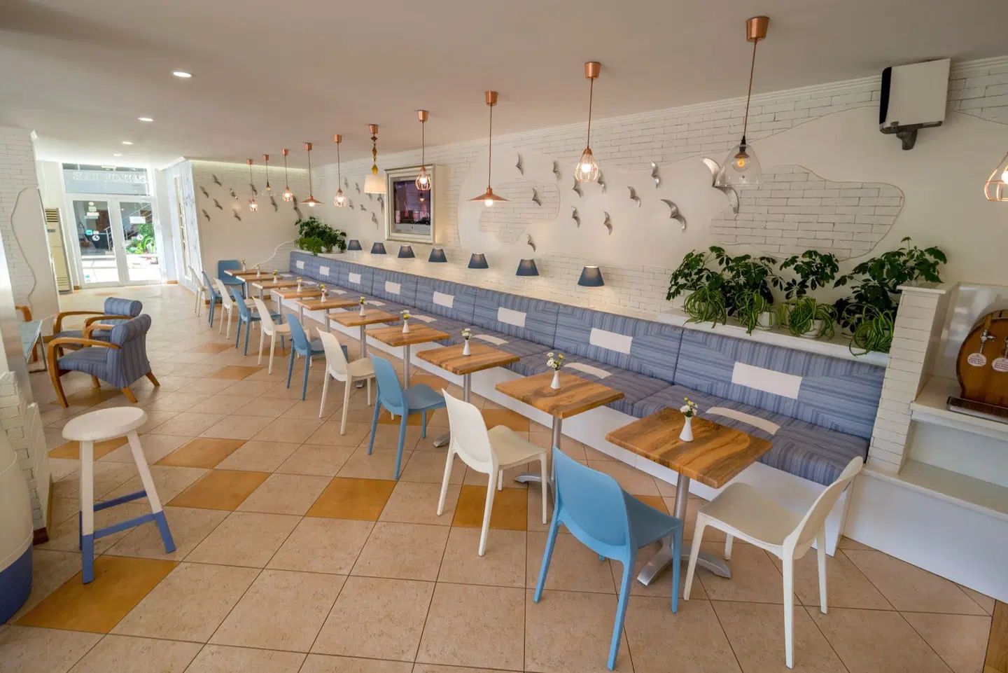 Madara Park Hotel Restaurant