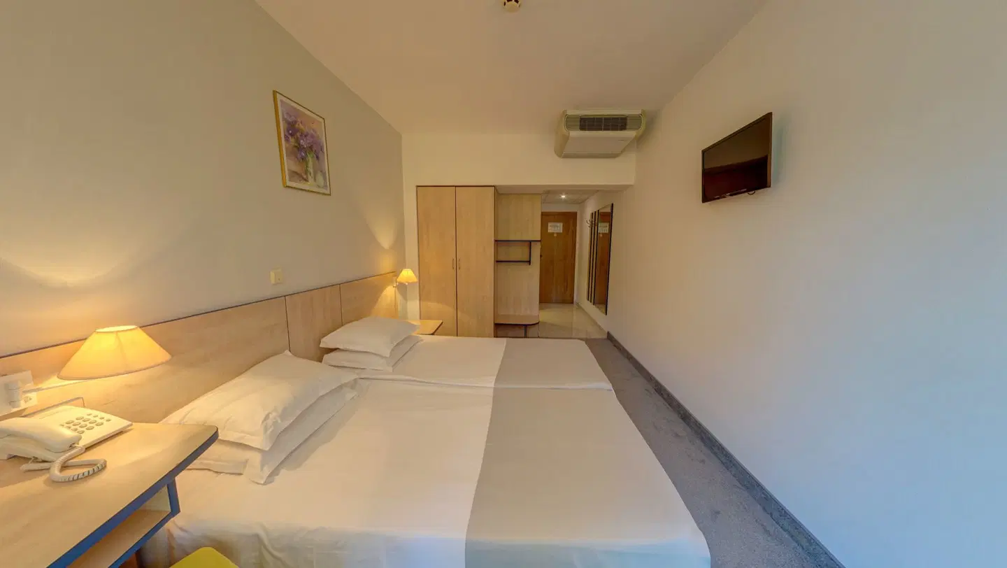 Madara Park Hotel ROOM_EXAMPLE