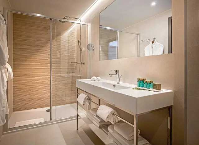 Aminess Laurel Khalani Hotel Badezimmer