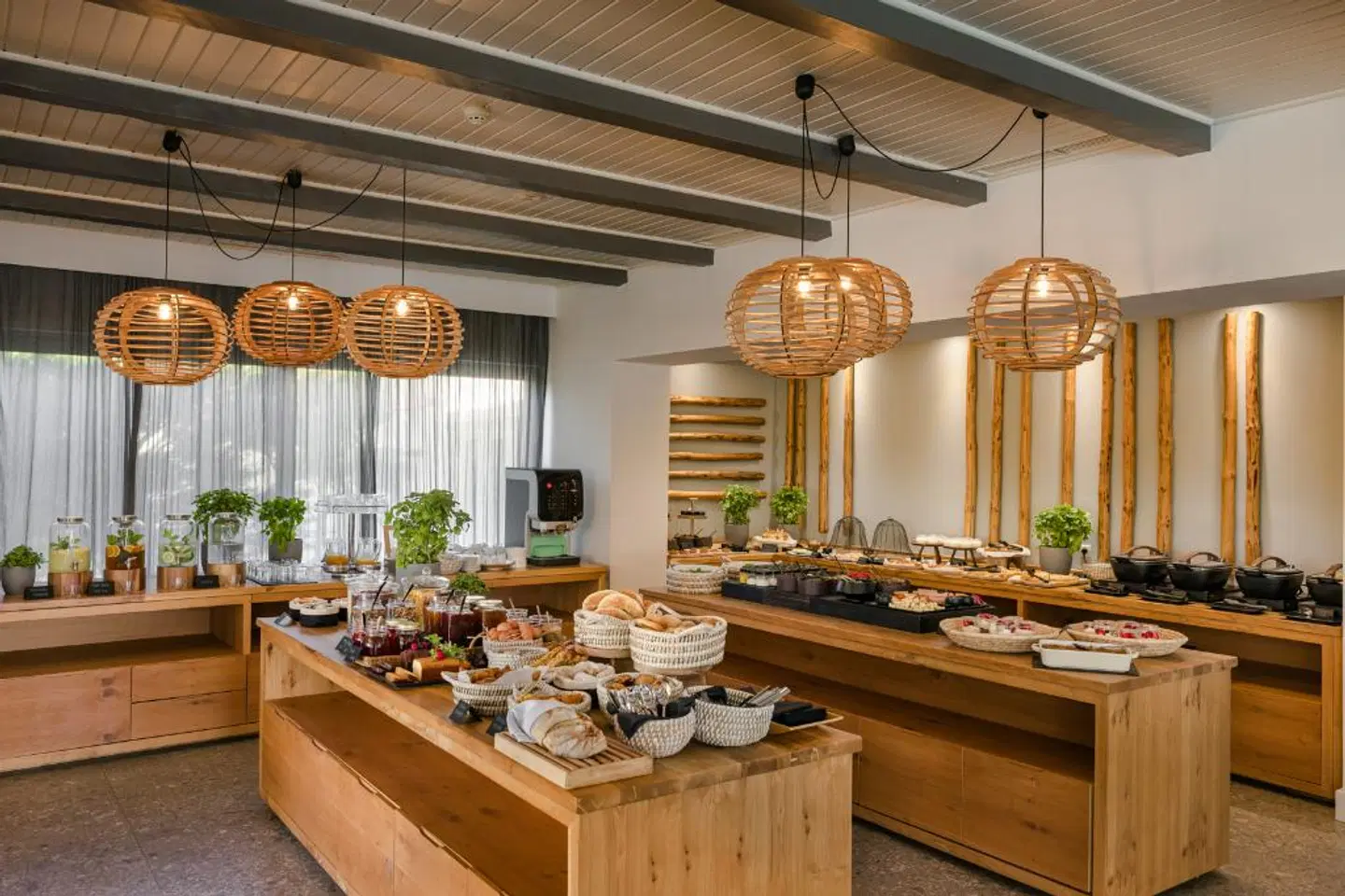 Avithos Resort Hotel Restaurant