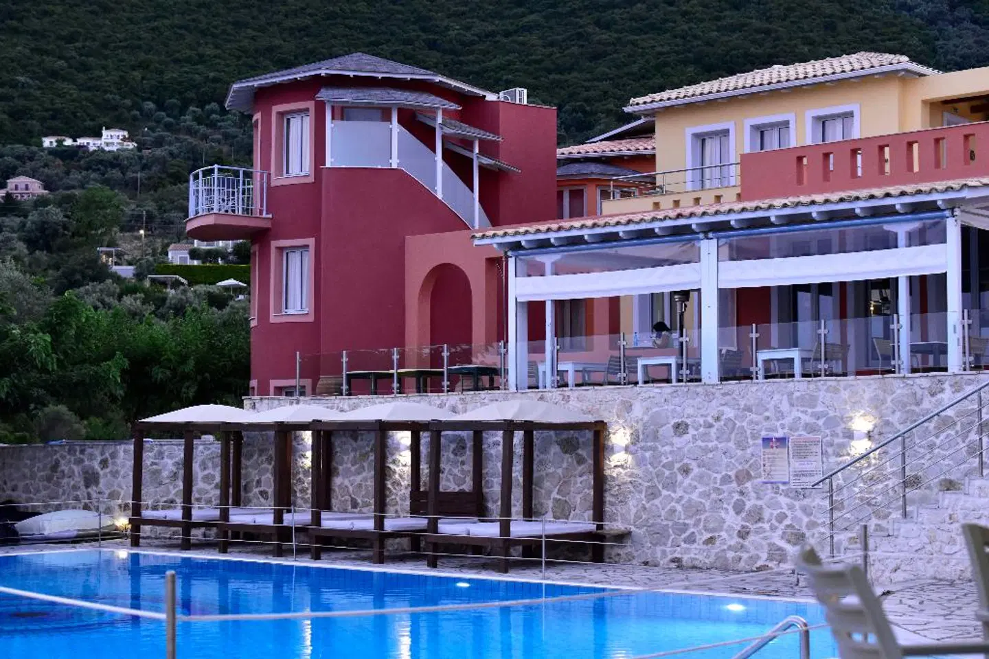 Red Tower OUTDOOR_POOL