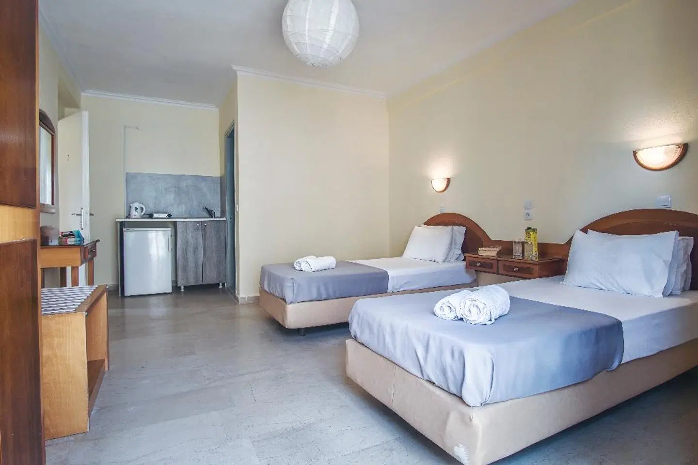 Finata Studios ROOM_EXAMPLE