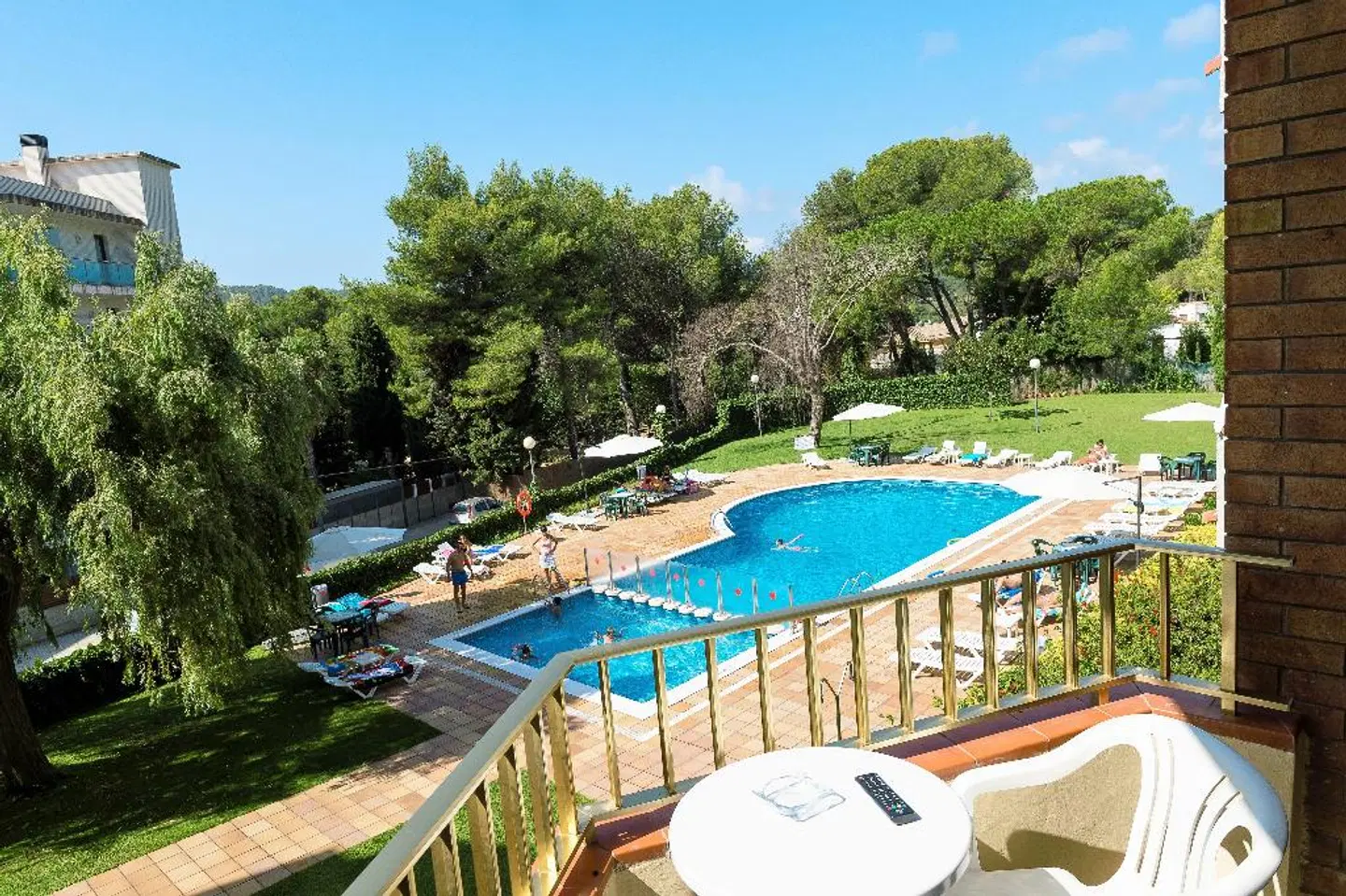 Aparthotel Las Mariposas OUTDOOR_POOL