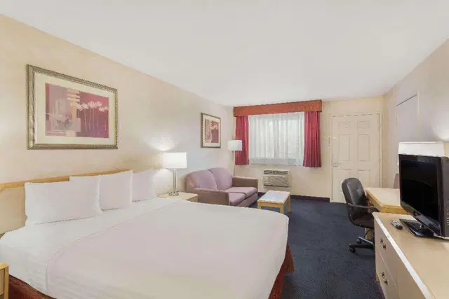 Days Inn by Wyndham Bullhead City ROOM_EXAMPLE