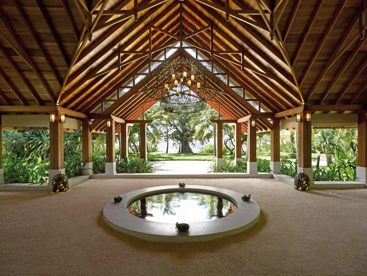 Dusit Thani Maldives HEALTH_BEAUTY