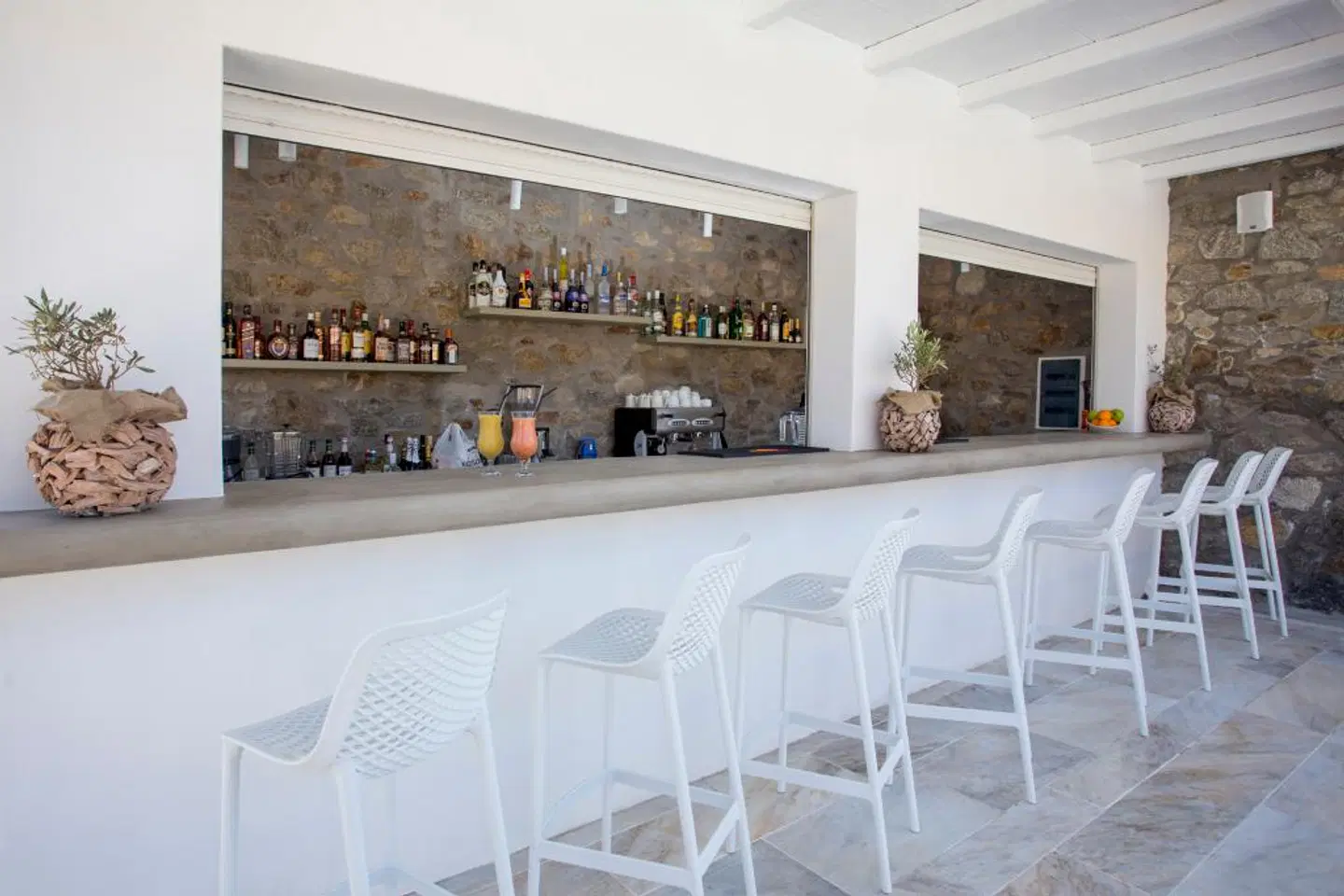 Senses Luxury Villas & Suites Bar