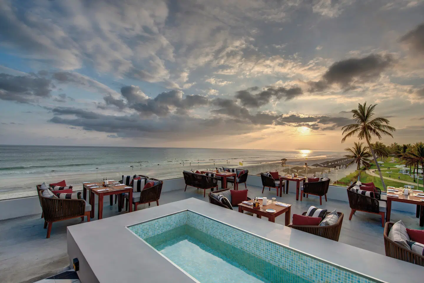 Crowne Plaza Resort Salalah OUTDOOR_POOL