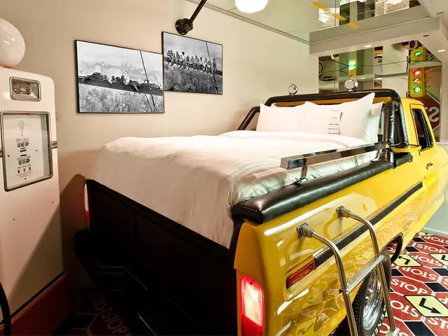 Fantasyland Hotel ROOM_EXAMPLE