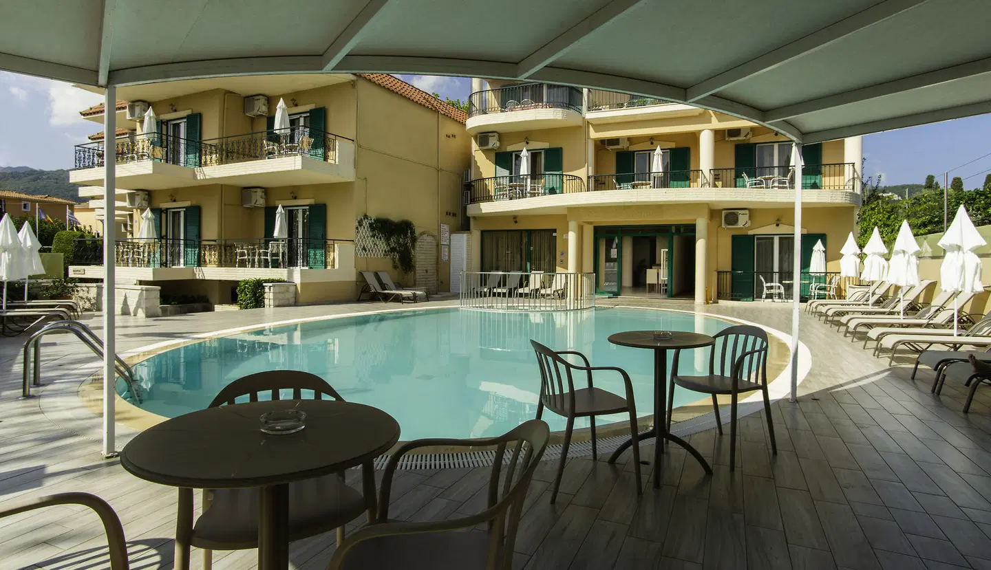 Konstantinos Hotel & Apartments 2 OUTDOOR_POOL
