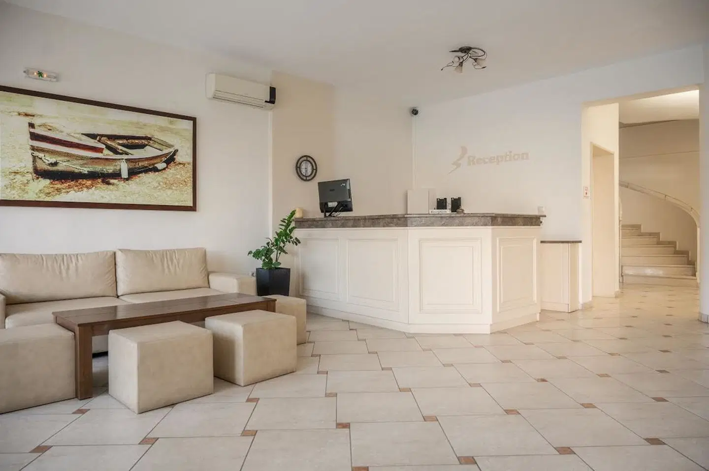 Konstantinos Hotel & Apartments 2 LOUNGE_LOBBY