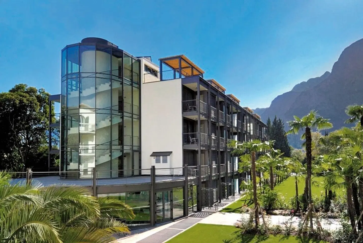 Du Lac et Du Parc Grand Resort EXTERIOR