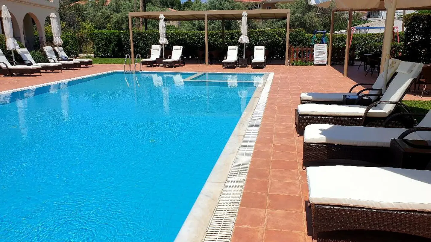 Eleana Hotel Hallenbad