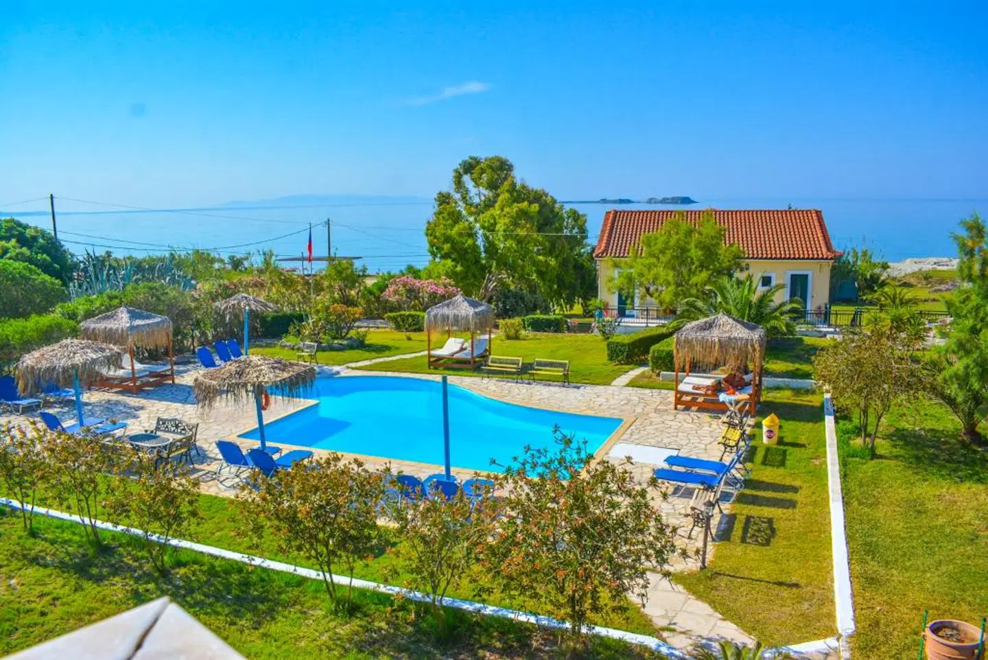 Xi Village OUTDOOR_POOL