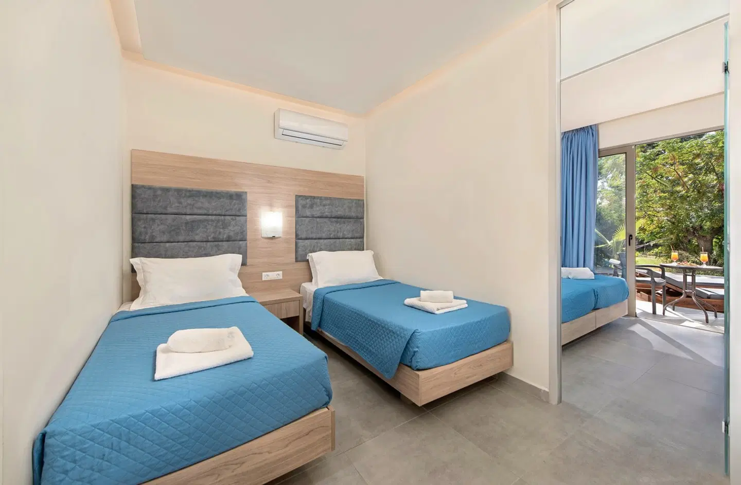 Marathon Hotel ROOM_EXAMPLE