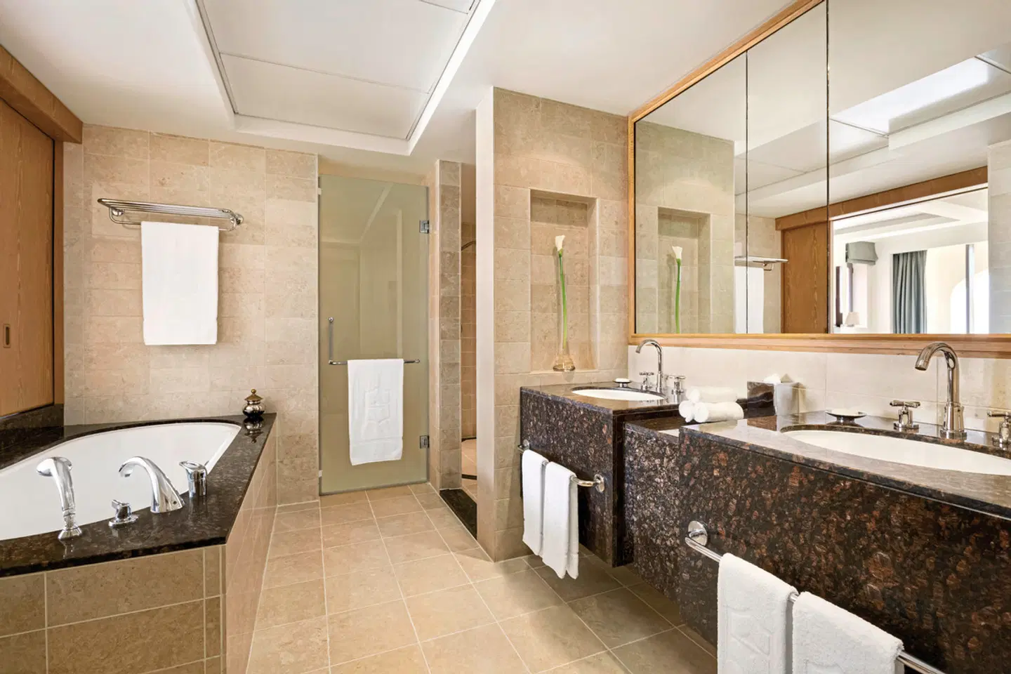 Shangri-La Barr Al Jissah, Al Bandar Badezimmer