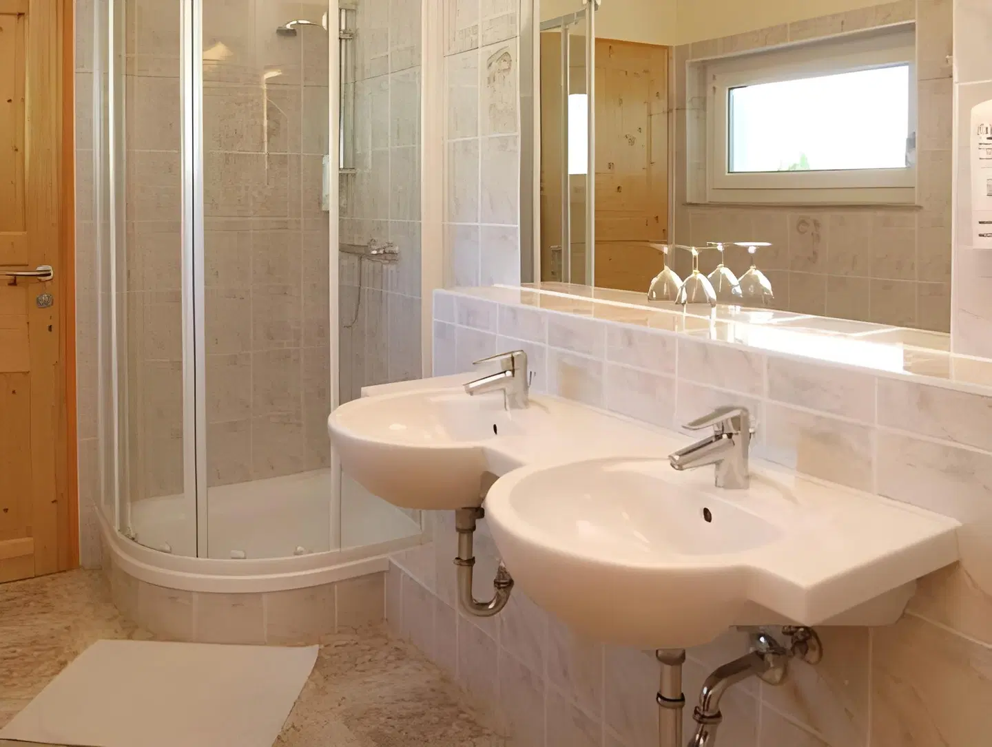 Hotel Restaurant Holzinger Badezimmer