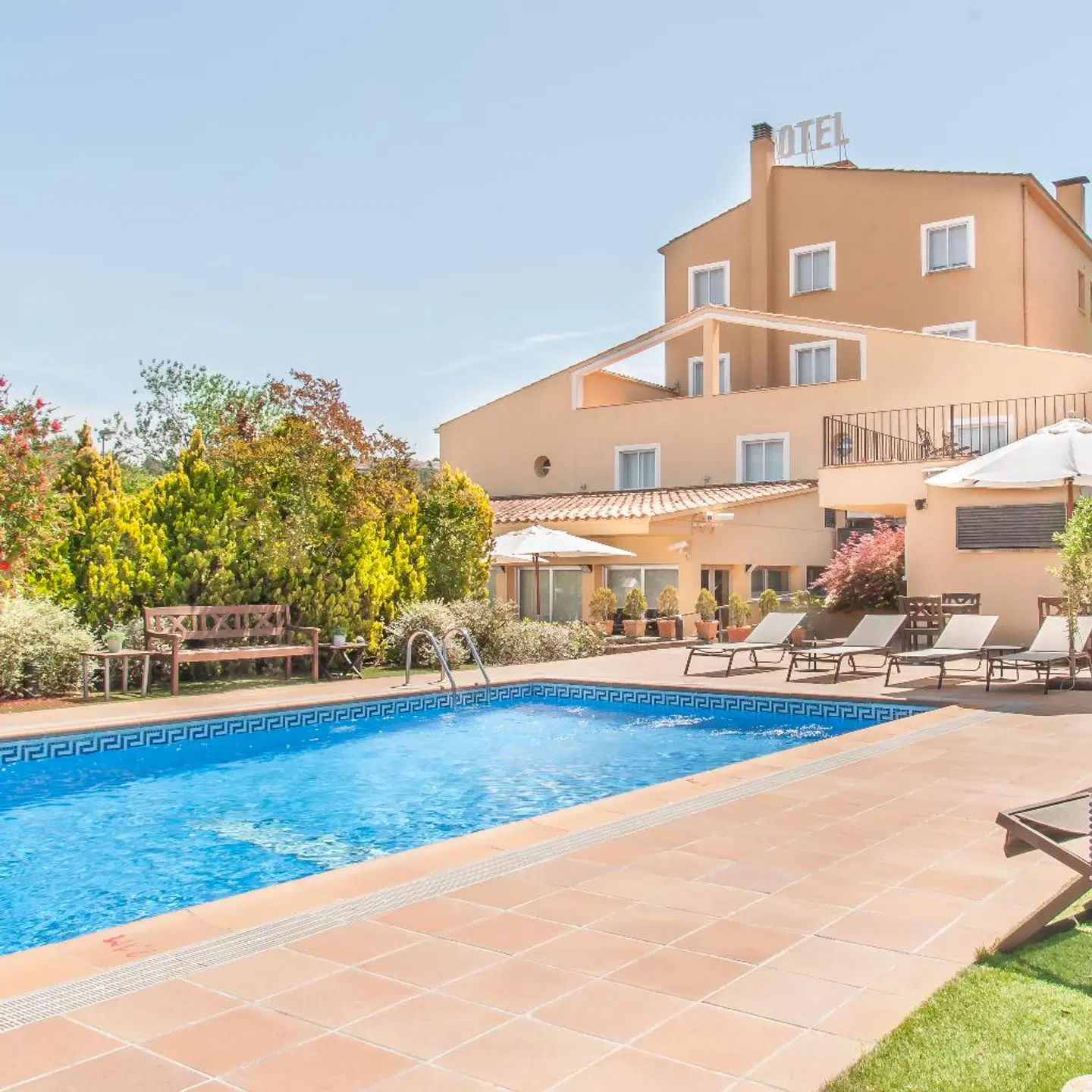 Costabella OUTDOOR_POOL