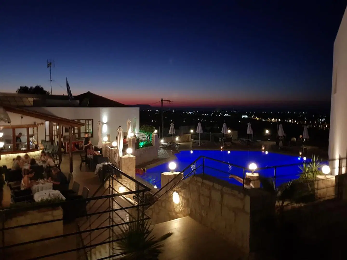 Amazones Village Suites Terrasse