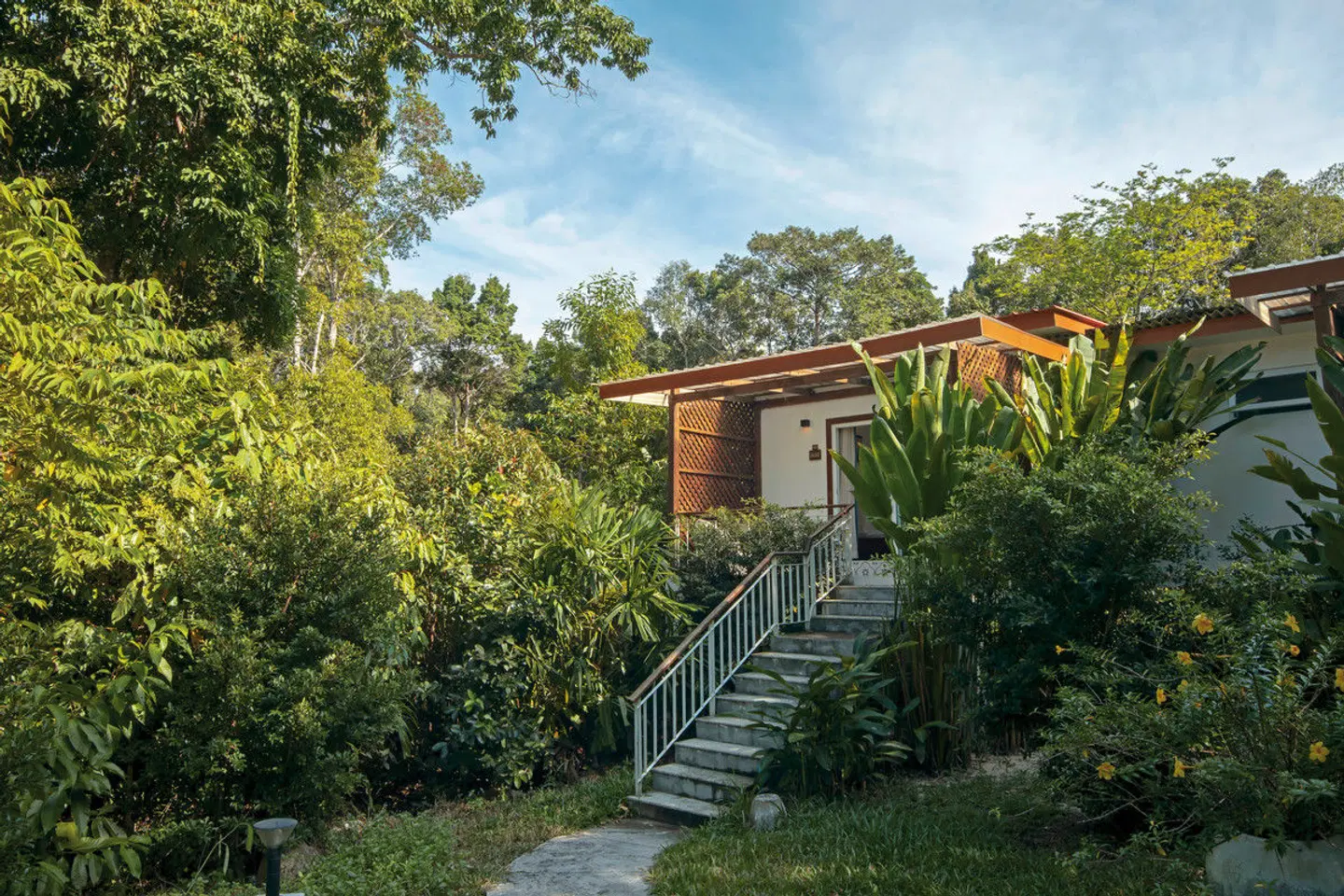 La Passion by Achariyak Garten