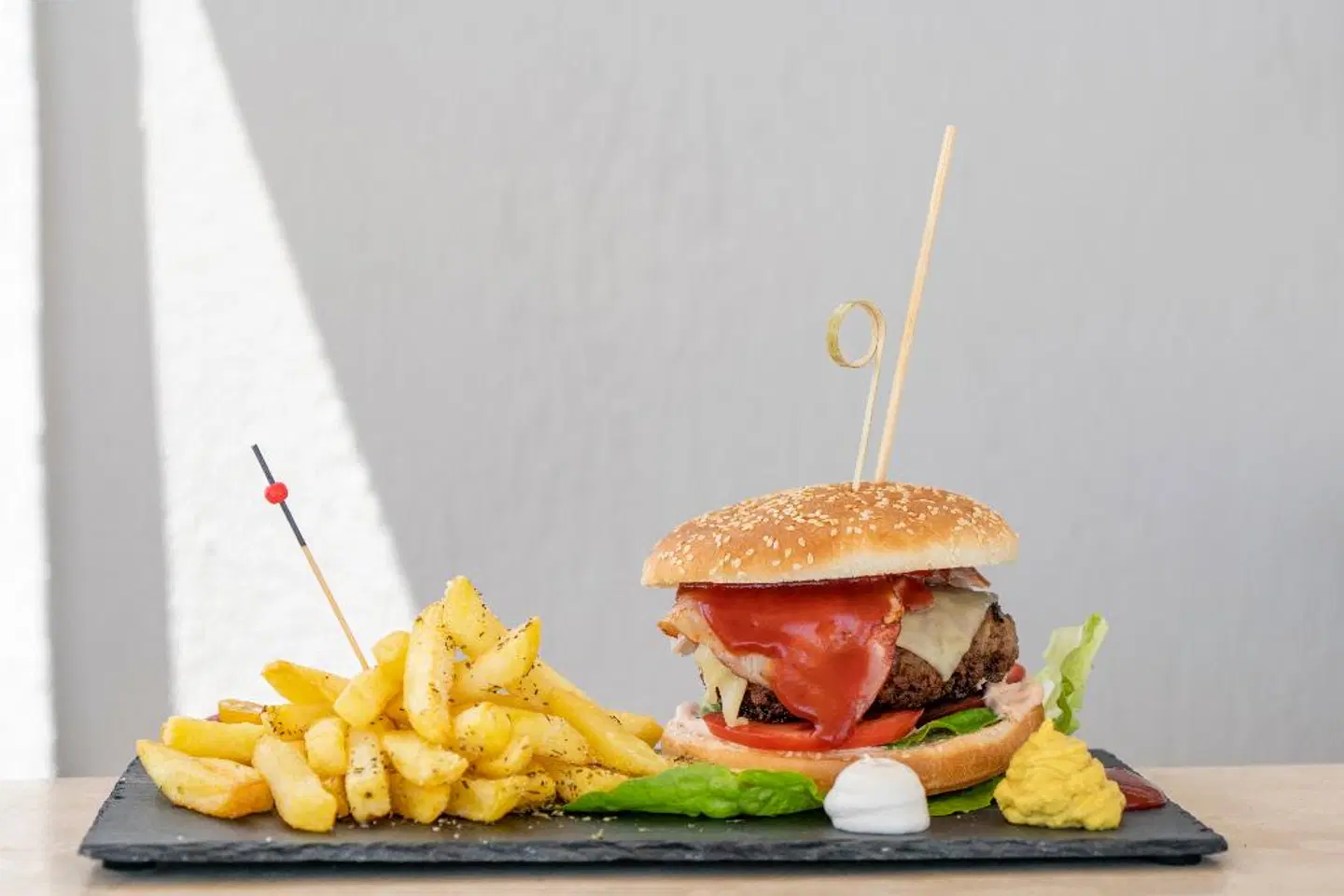 Bella Santorini HEALTH_BEAUTY