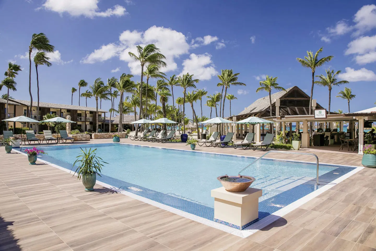 Manchebo Beach Resort and Spa OUTDOOR_POOL