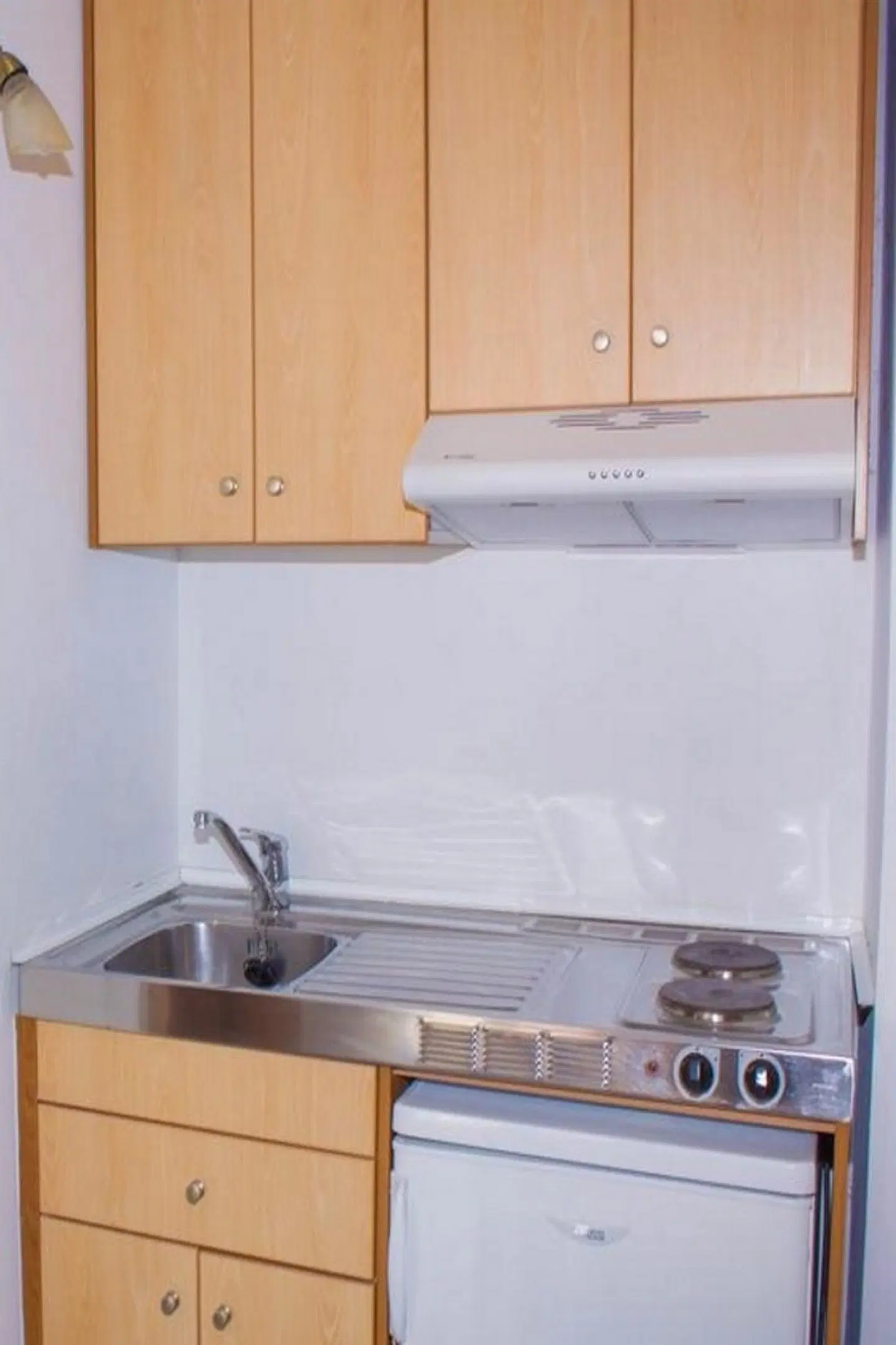 Sunshine Studios & Apartments Badezimmer