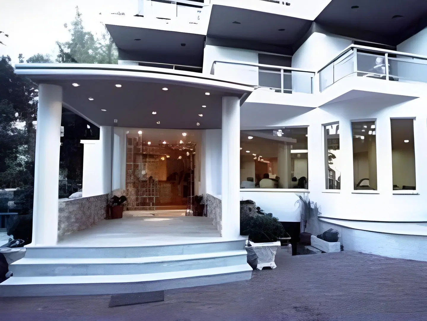 Thomas Beach Hotel EXTERIOR