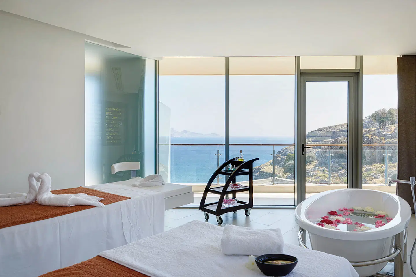 Lindos Blu HEALTH_BEAUTY