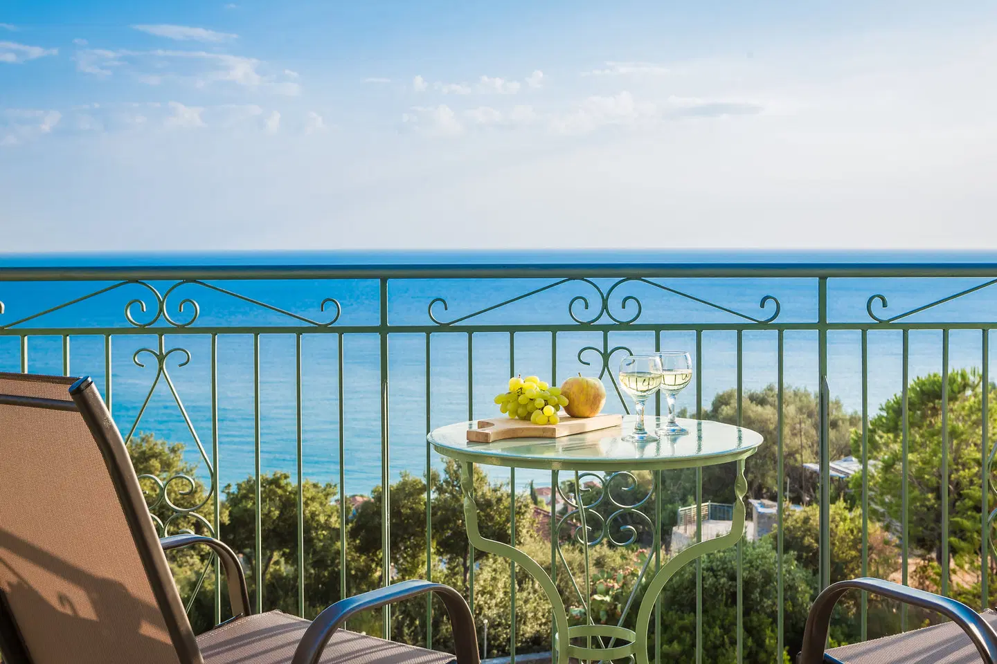 Eagle's Nest Studios ROOM_EXAMPLE