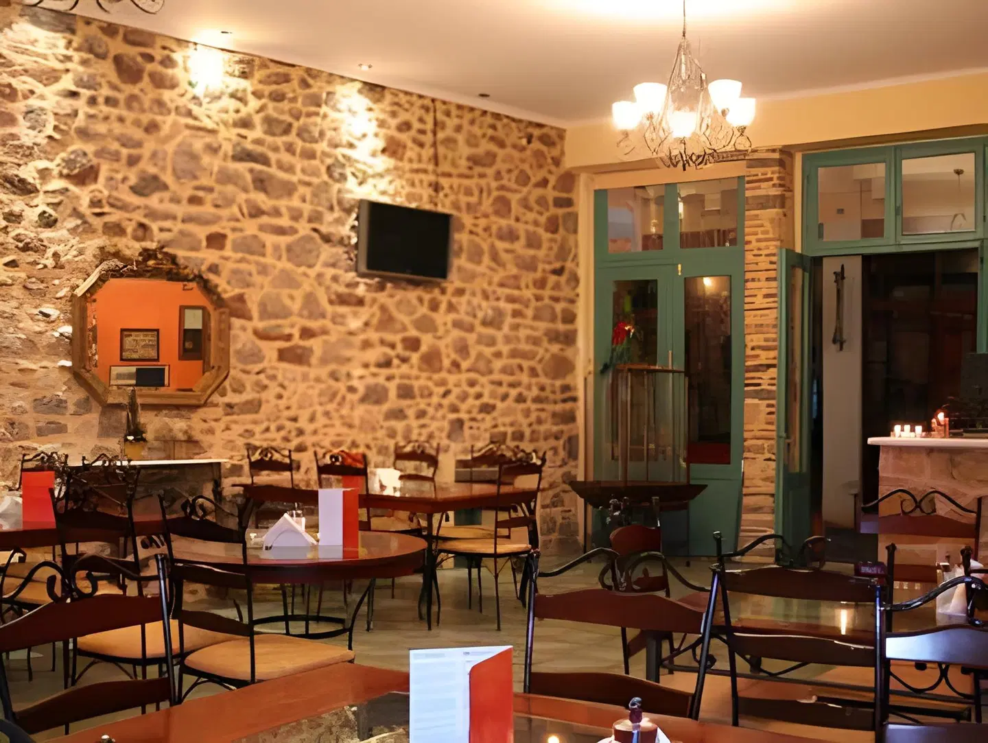 Acronafplia Pension A Bar