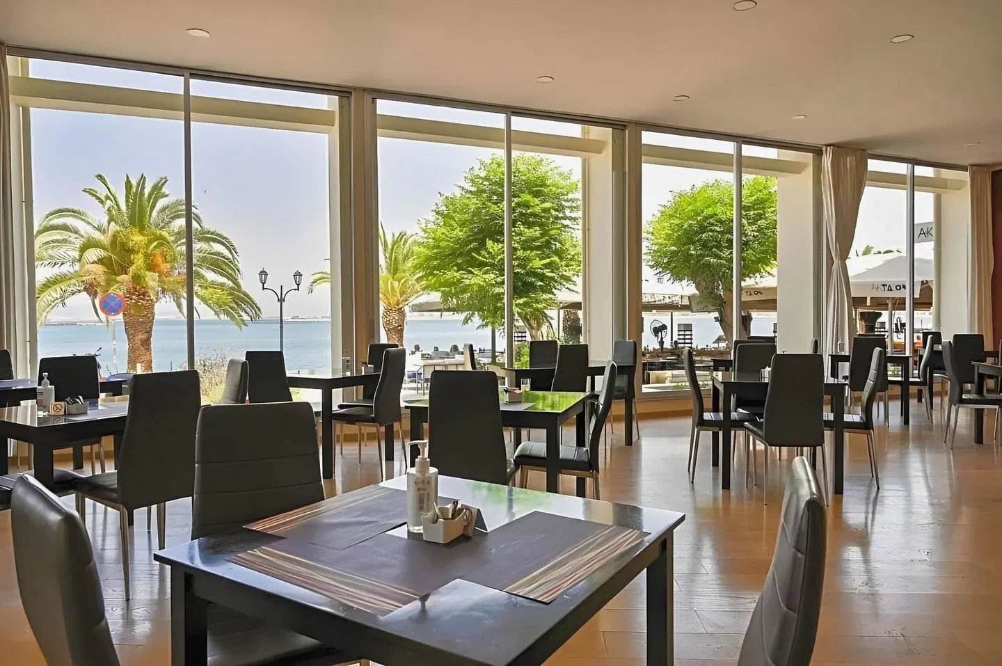 Agamemnon Hotel ROOM_EXAMPLE