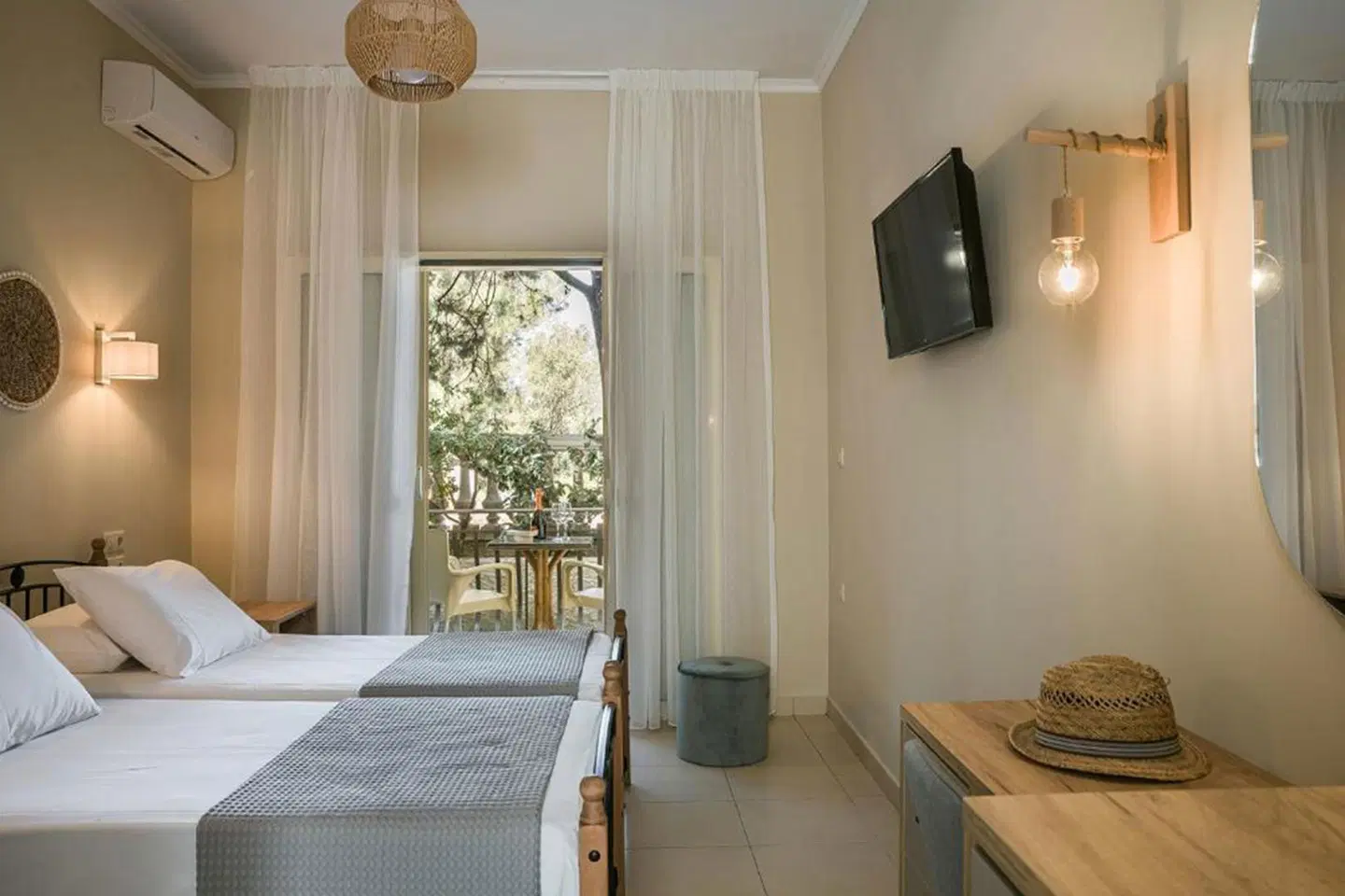 Irilena Hotel ROOM_EXAMPLE